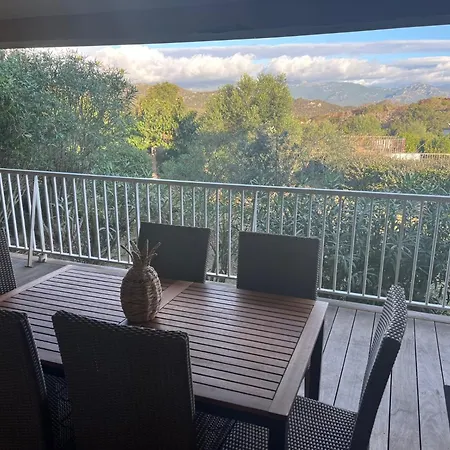 & Piscine Santa Giulia Апартаменты *