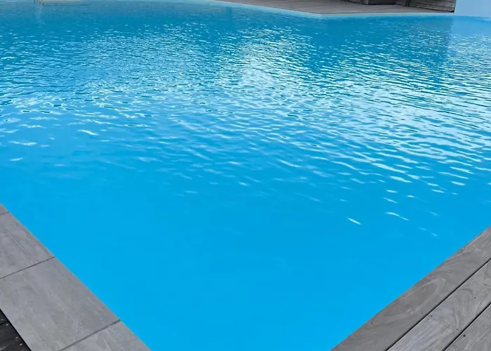 & Piscine Santa Giulia Porto-Vecchio (Corsica)